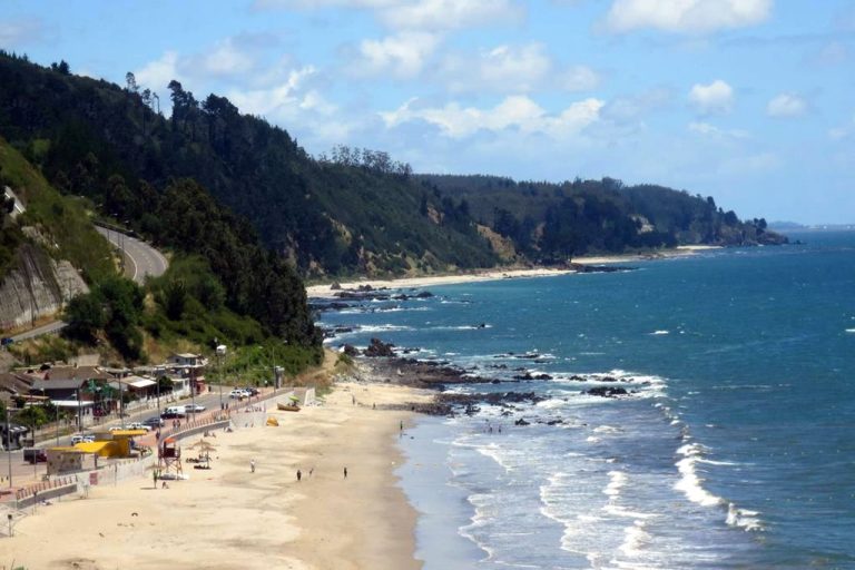 Playa Bellavista de Tomé, Tomé